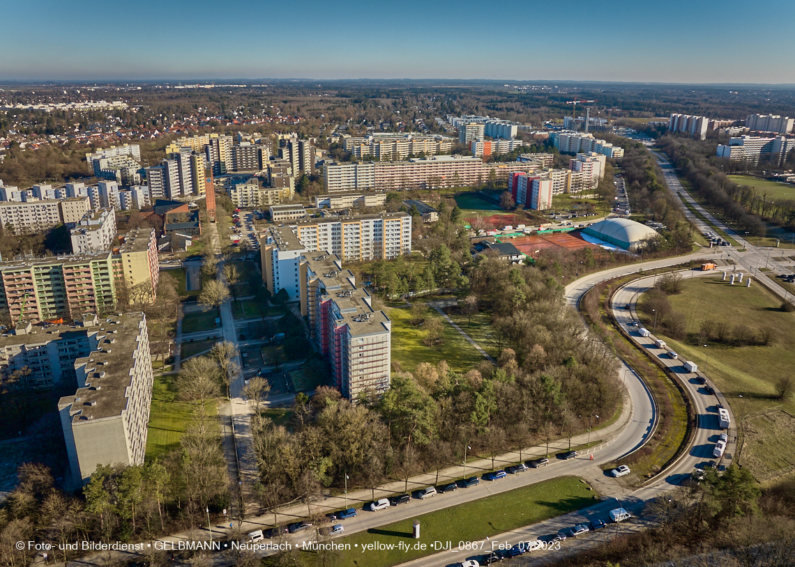 07.02.2023 - Luftbilder vom Marx-Zenrtum und Umgebung in Neuperlach
